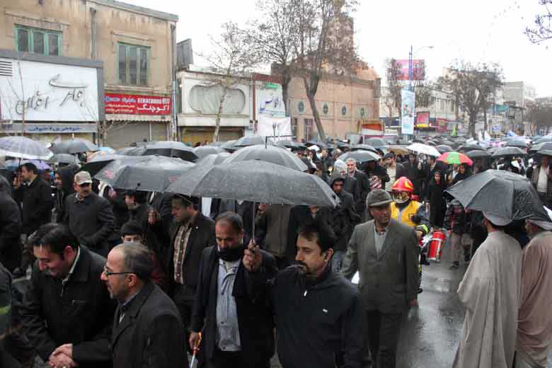 حضور پر شور مدیریت و كاركنان سازمان همیاری شهرداریهای استان آذربایجان غربی در راهپیمایی 22بهمن